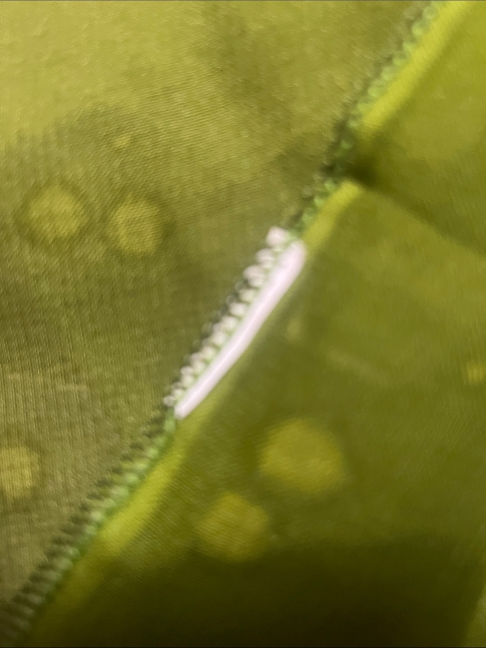 Green fish/sea print art to wear sarong scarf w/hand tied fringe. Beach Summer - Picture 8 of 9